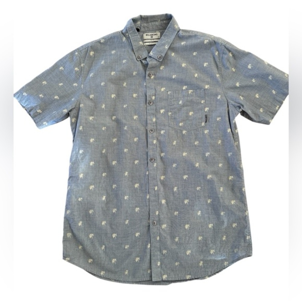 Billabong Blue Cotton Short Sleeve Shirt with White Pattern size Large